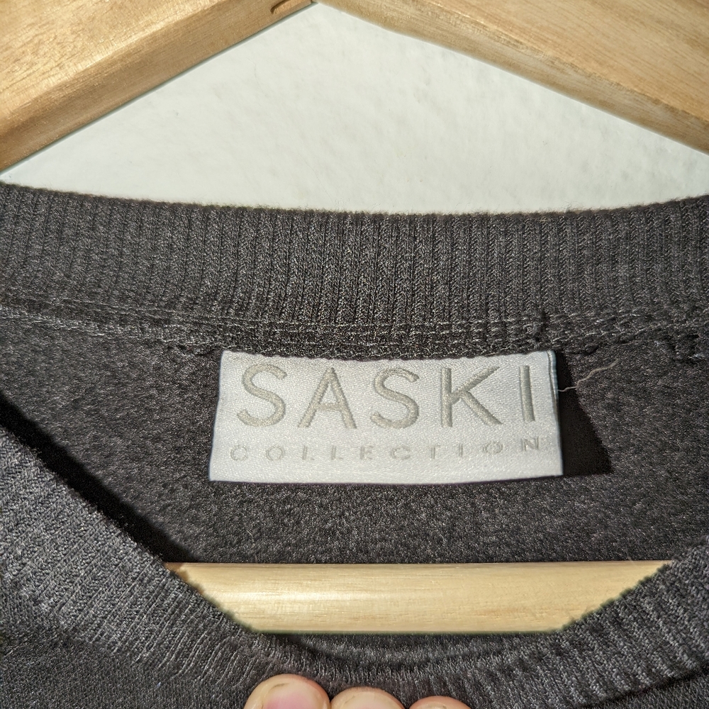 Saski Collection Logo Sweatshirt - Picture 6 of 7